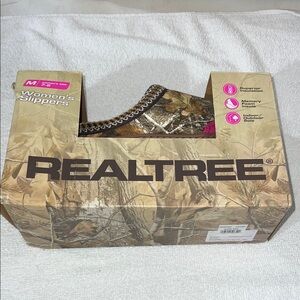 Realtree Women's Slippers - Camouflage and Pink